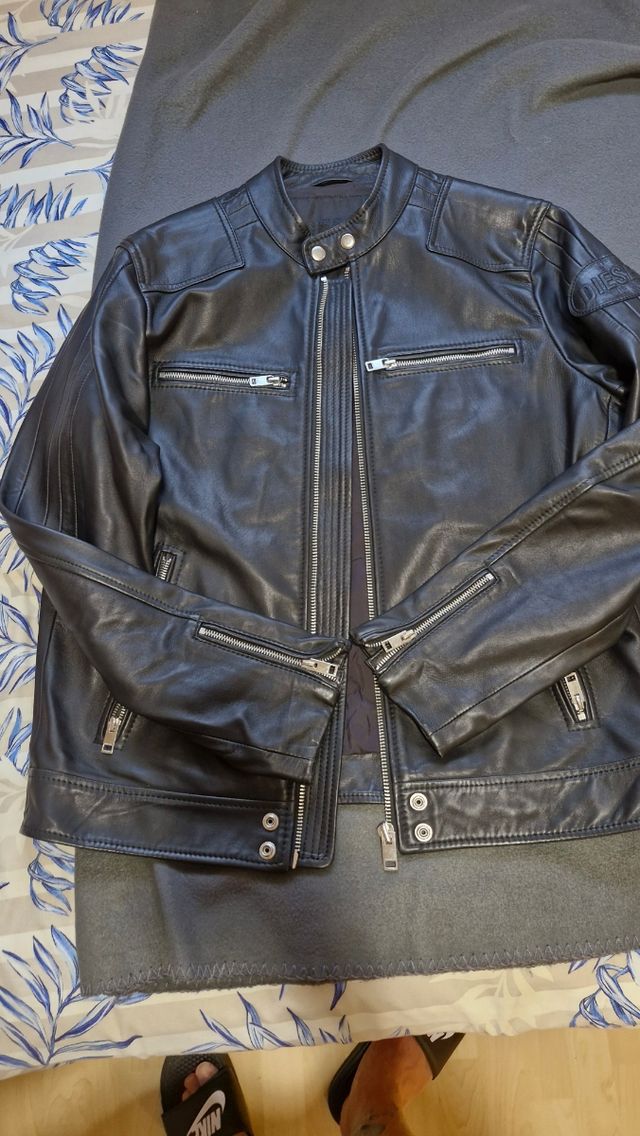 CHAQUETA DE PIEL TIPO MOTERO DIESEL
