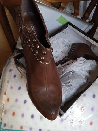 Botines mujer marrón 