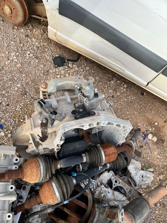 Caja cambios opel zafira 1.9 cdti 6 velocidades