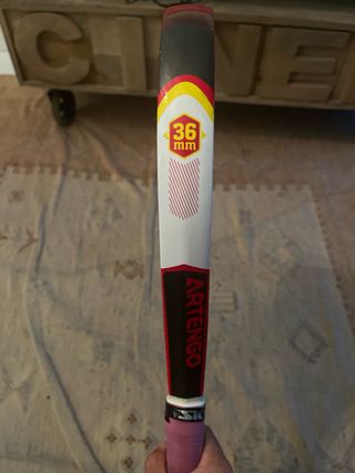 Pala de padel Artengo