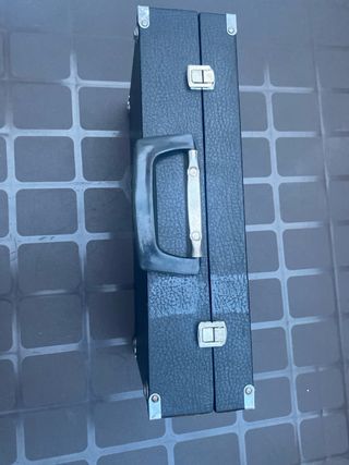 Clarinete si bemol Noblet muy antiguo de madera.