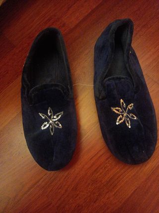 Zapatillas de estar en casa n. 37 nuevas
