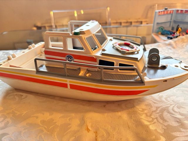 Playmobil lancha de rescate