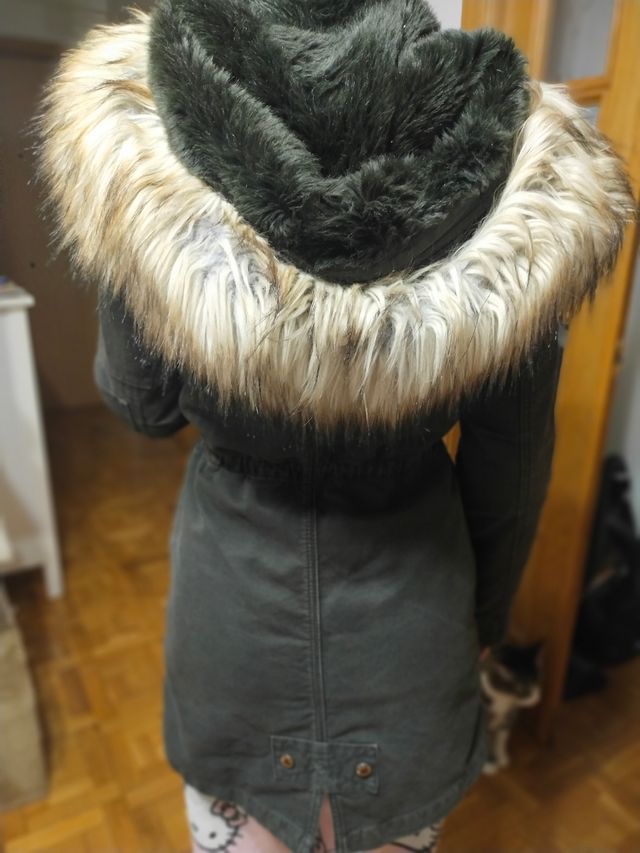 Parka Bershka chica talla S