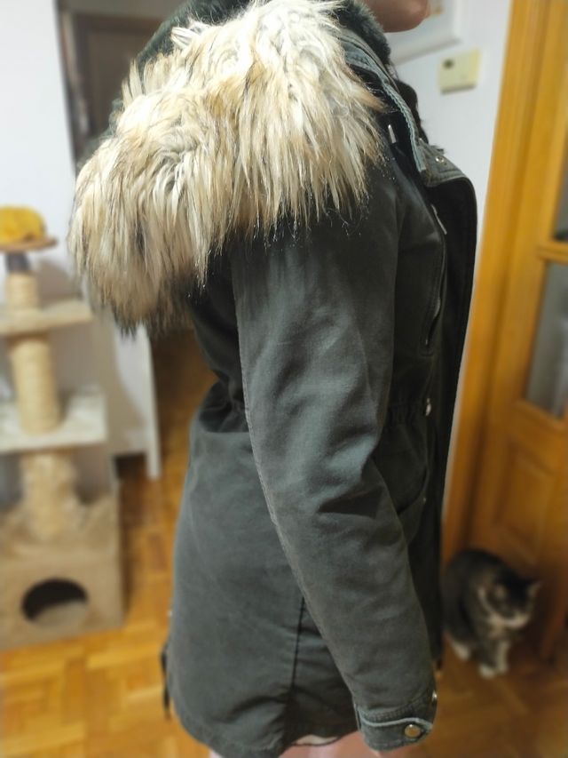 Parka Bershka chica talla S