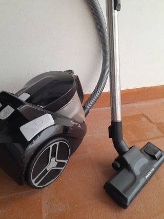 Vendo aspiradora ROWENTA.