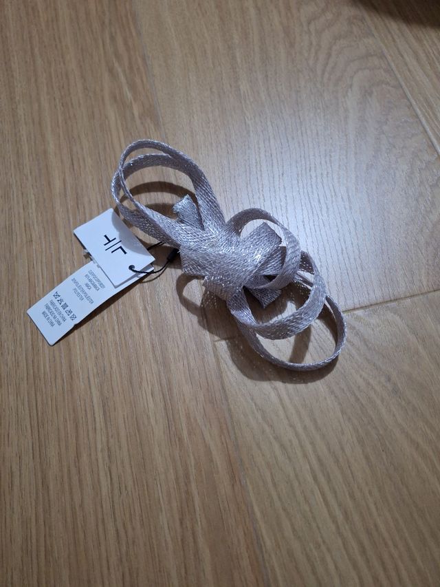 Tocado fiesta SIN ESTRENAR