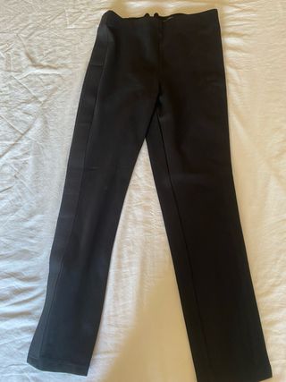 Pantalon negro guess