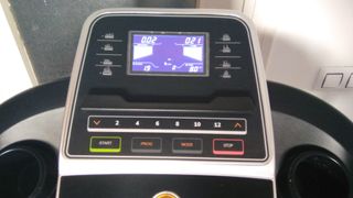 Cinta de correr TR090i Bladez Fitness
