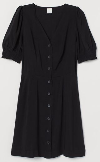 Vestido negro abotonado con mangas de globo