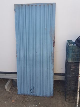 Vendo puerta de hierro