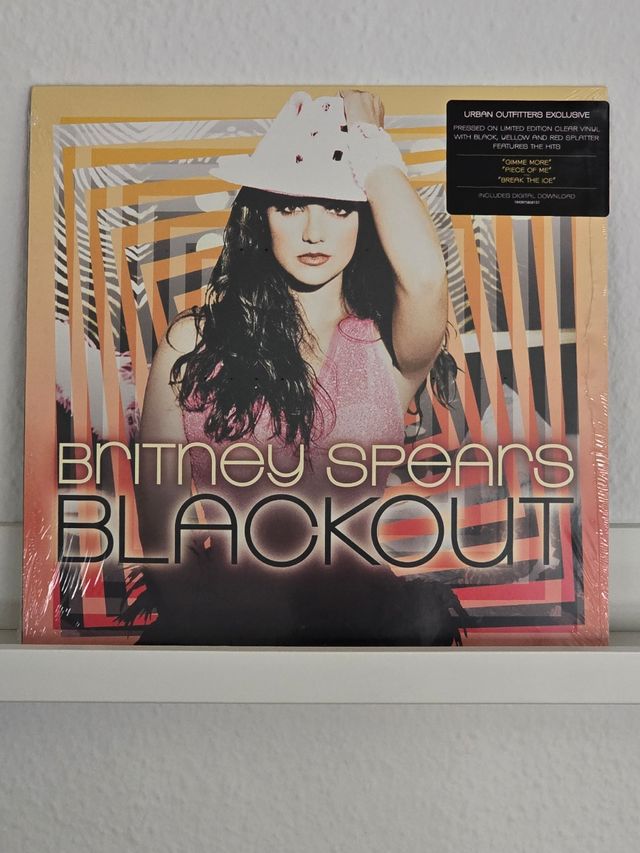 Britney Blackout UO Rojo Negro Amarillo Vinilo