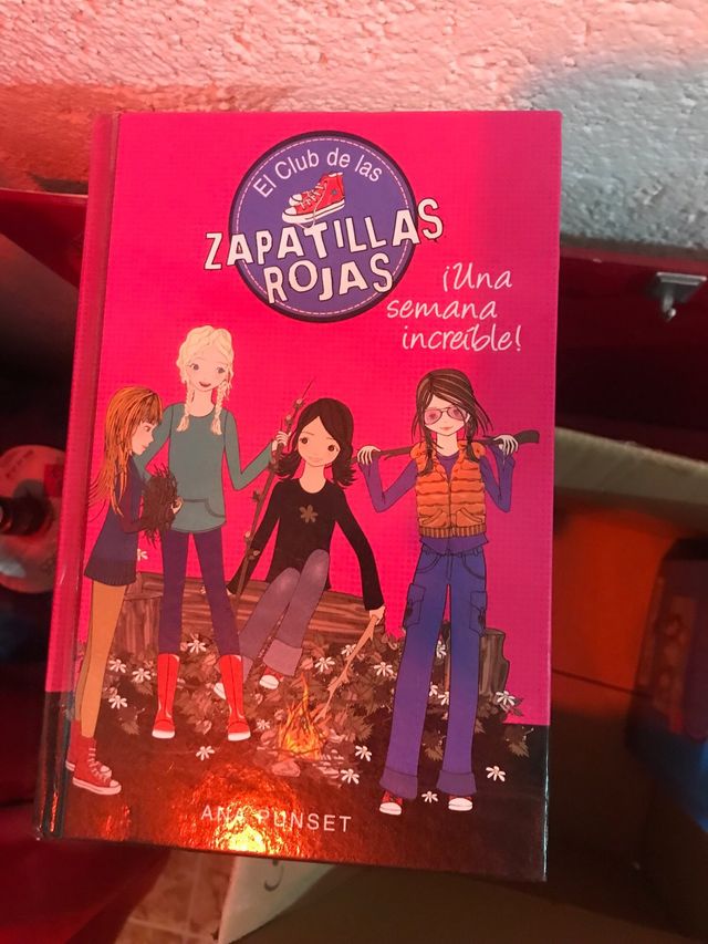 Libros zapatillas rojas