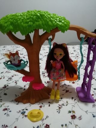 Muñeca Enchantimals con Jardin divertido