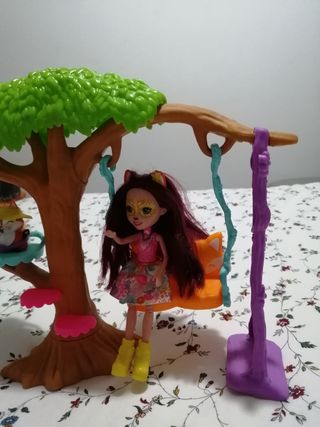 Muñeca Enchantimals con Jardin divertido