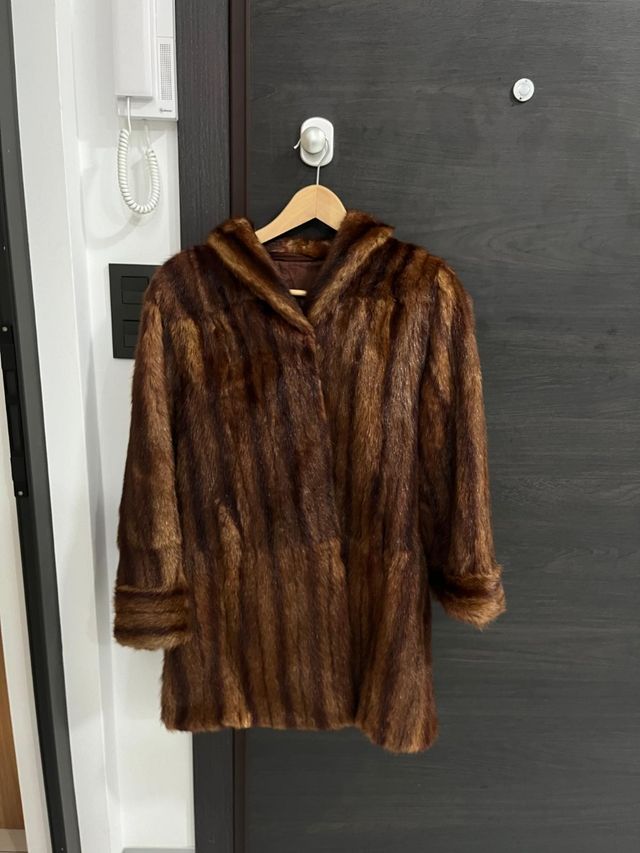 ABRIGO TIPO BISON MARRON 