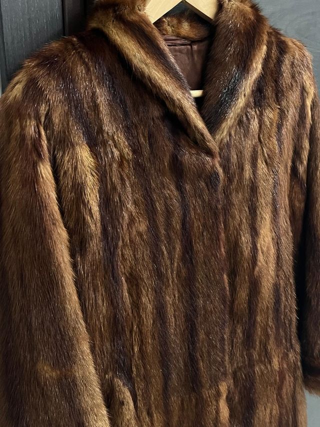 ABRIGO TIPO BISON MARRON 