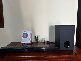 Barra de Sonido Inalámbrica LG SJ2 160W RMS Negro