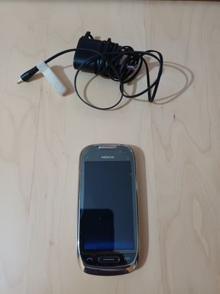 NOKIA C7