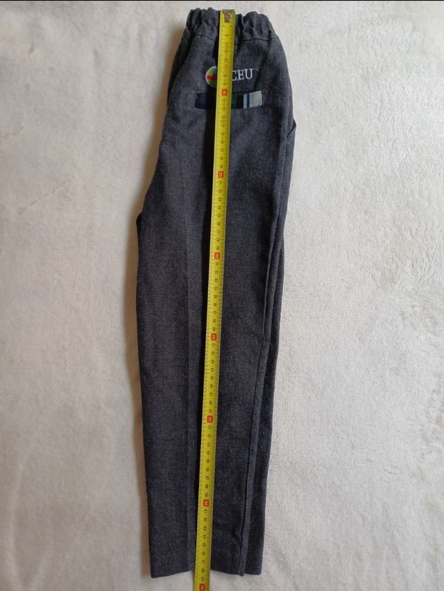 Pantalón uniforme CEU talla 4