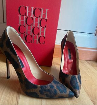 Zapato tacon leopardo carolina herrera 