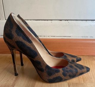 Zapato tacon leopardo carolina herrera 