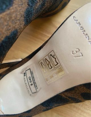 Zapato tacon leopardo carolina herrera 