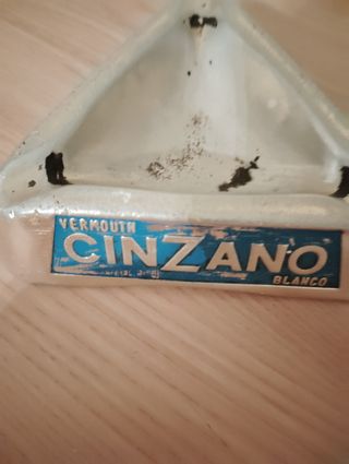 Cenicero cinzano 