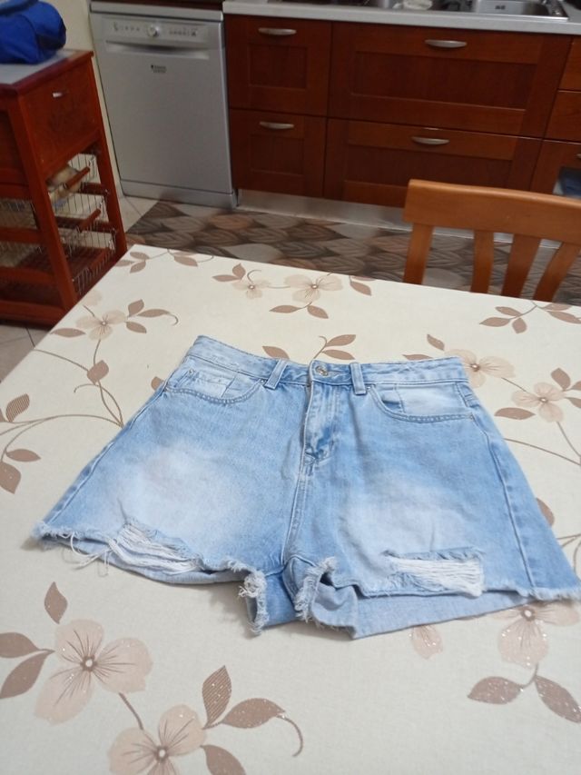 Pantaloncini jeans donna Stradivarius