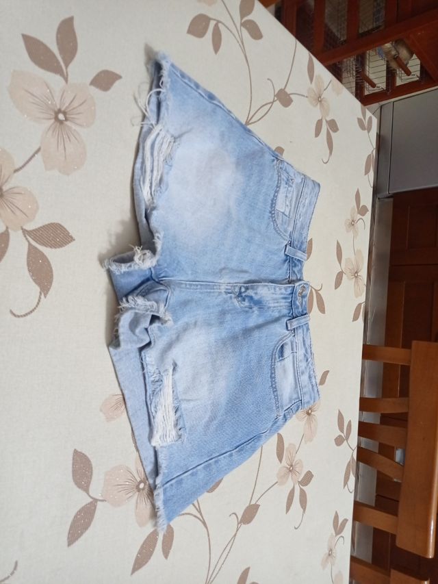 Pantaloncini jeans donna Stradivarius