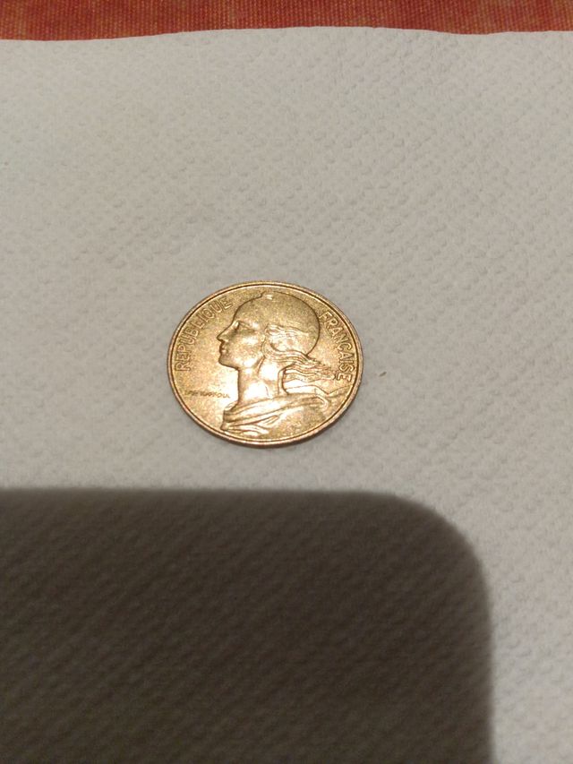 Moneda de 10 céntimes francesa