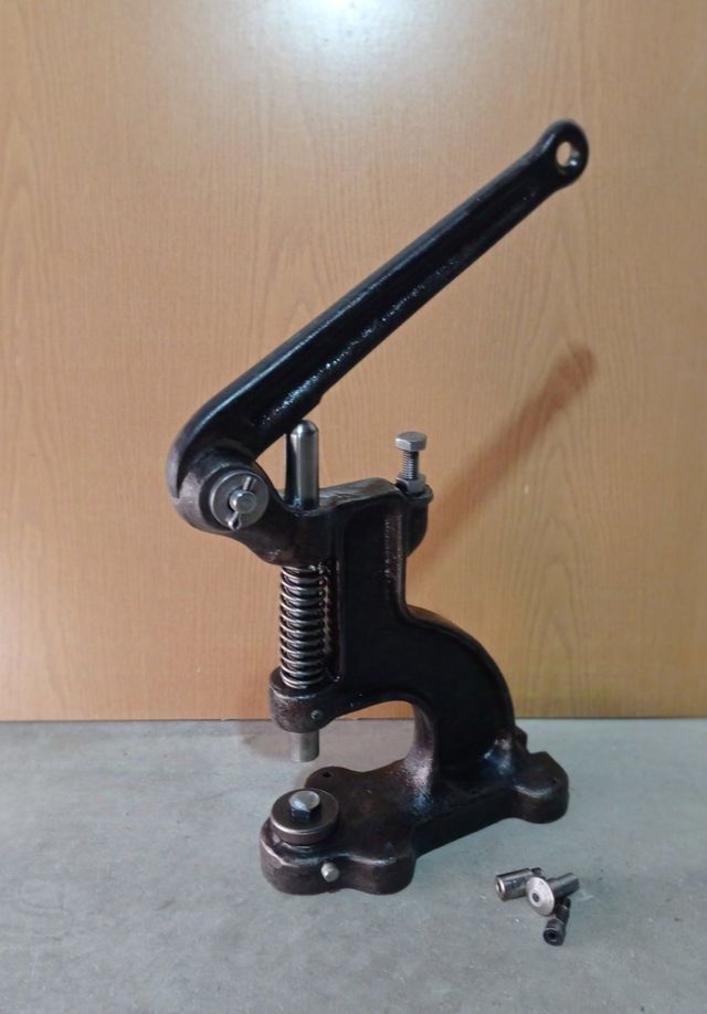 REMACHADORA PRENSA MANUAL 

