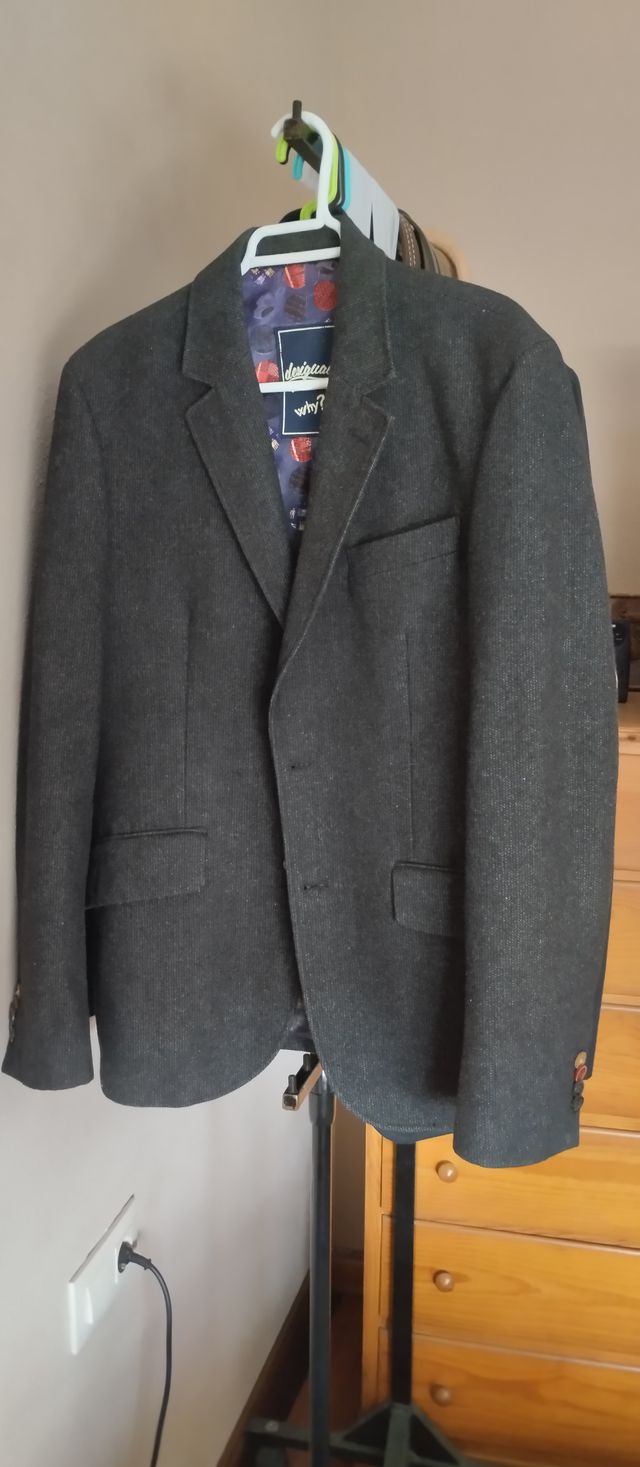 AMERICANA / BLAZER DESIGUAL