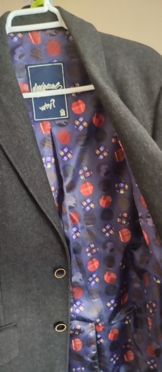 AMERICANA / BLAZER DESIGUAL