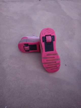 Zapatos con ruedas 