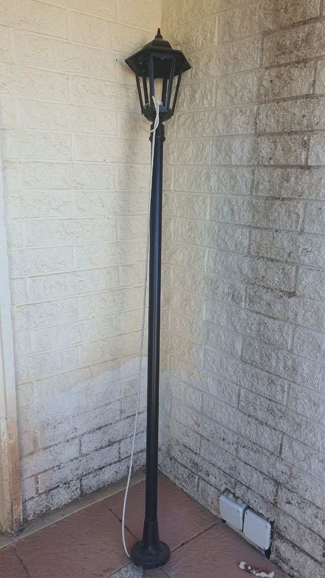 Farola exterior 2 metros. Nuevo