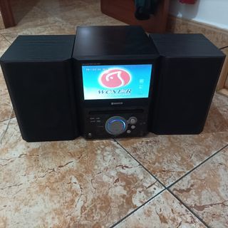 Mini cadena Woxter con TV