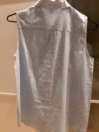 CAMISA SIN MANGAS CELESTE