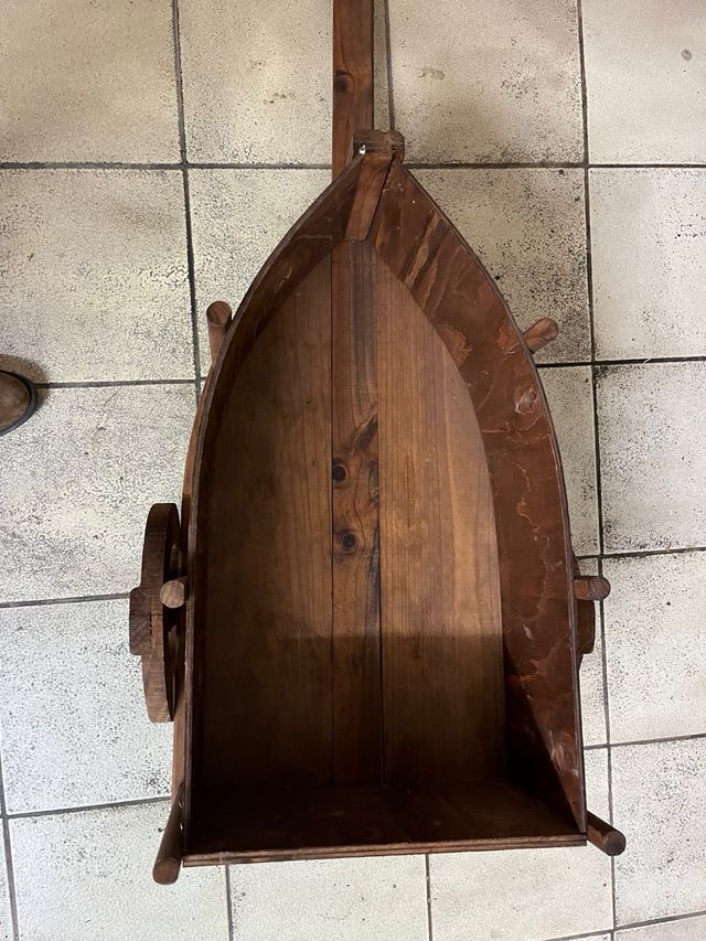 Carro madera adorno