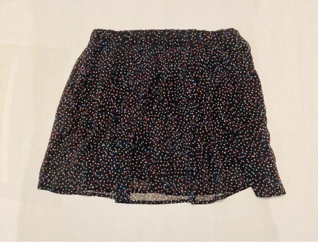 Falda MANGO negra con puntitos