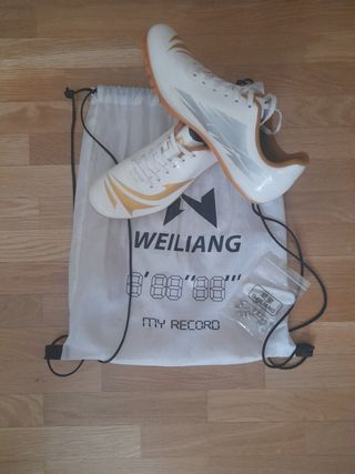 Zapatillas de clavos de velocidad