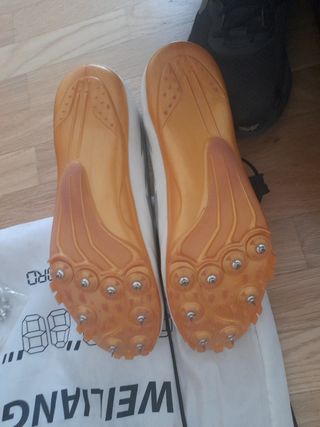 Zapatillas de clavos de velocidad