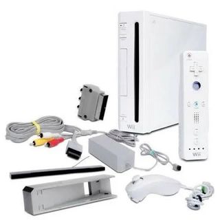 CONSOLA WII CON 2 MANDOS + 14 JUEGOS