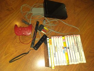CONSOLA WII CON 2 MANDOS + 14 JUEGOS