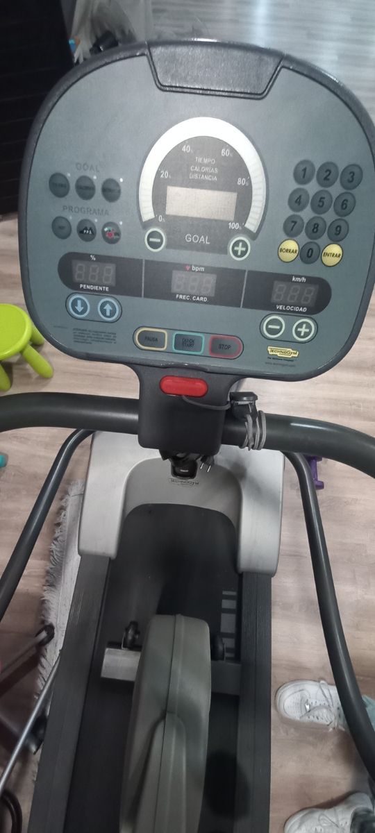 Cinta de correr technogym