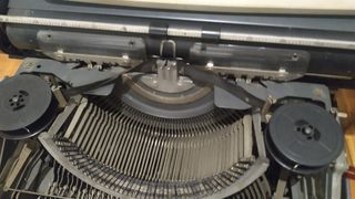 Maquina de escribir Olimpia Internaciona