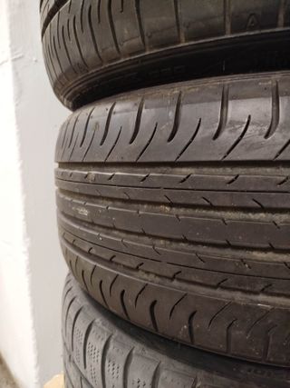 Neumaticos Dunlop 225/40/18