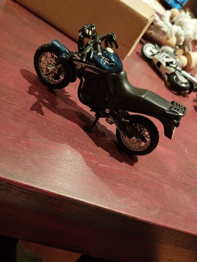 Moto Tiger