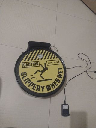 Robot aspirapolvere e lava pavimenti IKOHS