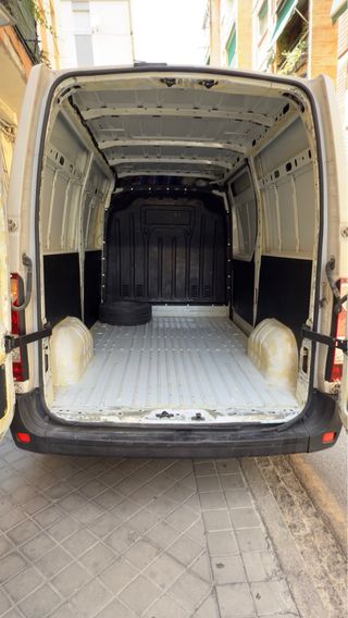 SE HACEN PORTES Y MUDANZA EN GRANADA Y ALREDEDORES